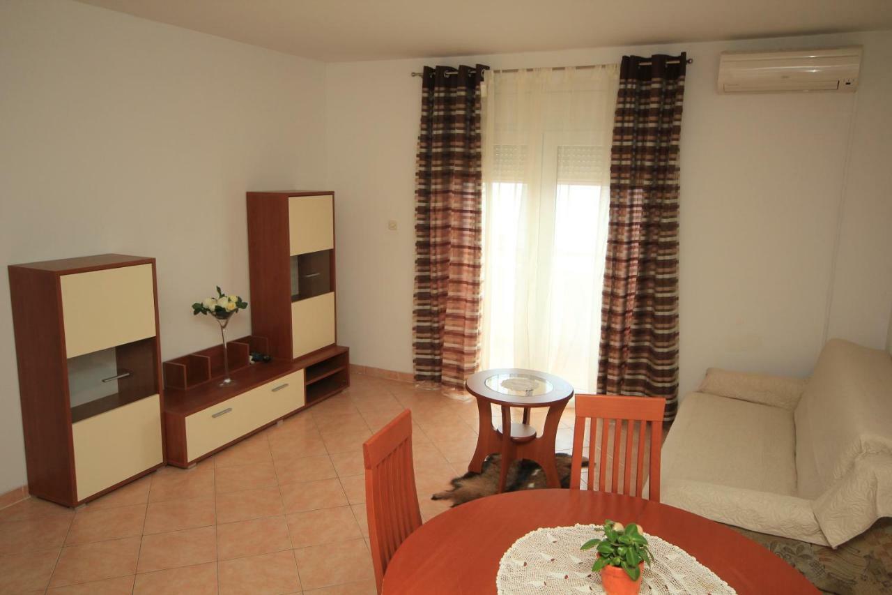 Comfort Sea View Apartment With Parking And Two Bedrooms Baška Voda Екстериор снимка